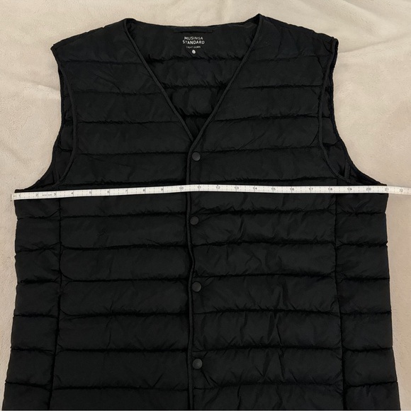 Black light down vest with button-up front and pockets woman size L - Picture 4 of 7